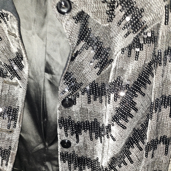 Jacket - Picture 2 of 8